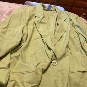 Lightweight suit type jacket